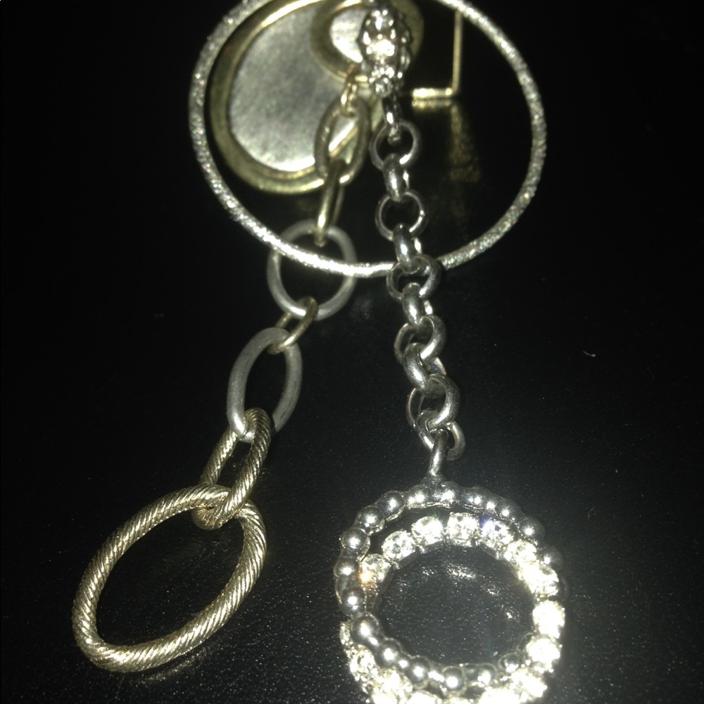 Jewelry - Picture 4 of 4